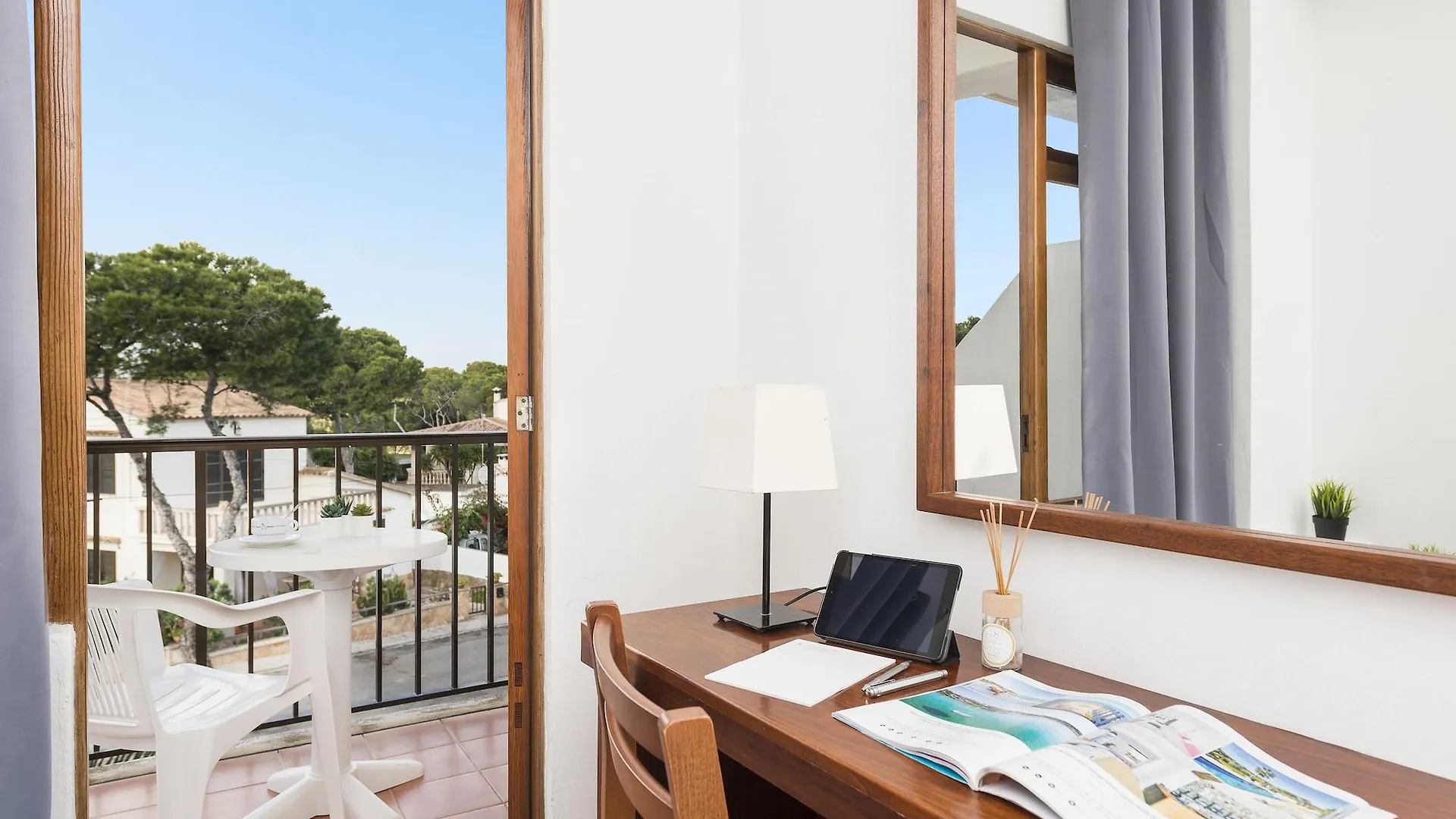 Hotel Santanyi Port 4*, Cala Figuera (Mallorca)